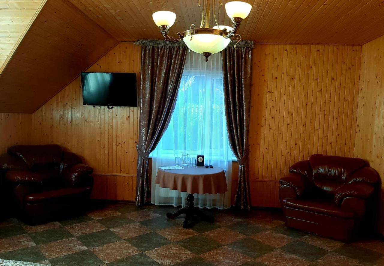 Hotel Заміський Комплекс Grand Prix Tsyurupynsk Exterior foto