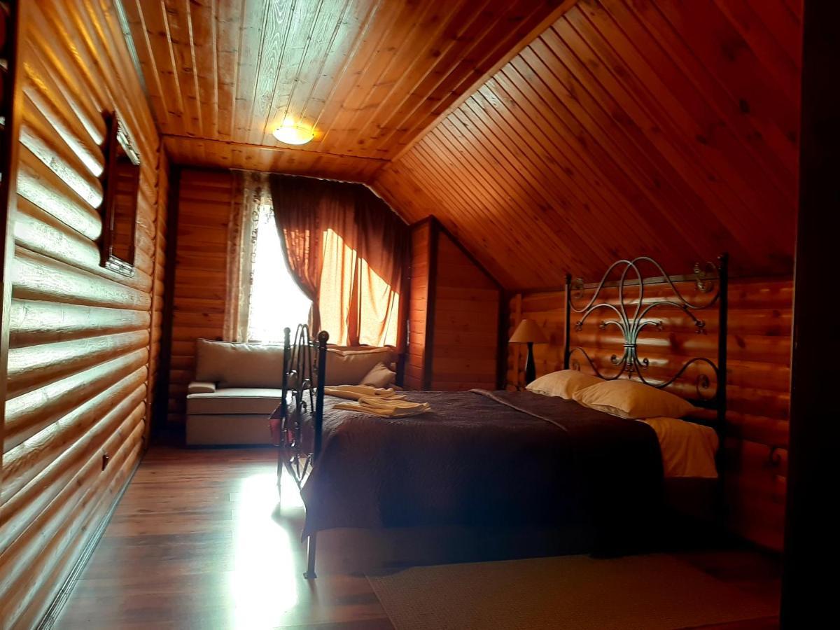 Hotel Заміський Комплекс Grand Prix Tsyurupynsk Exterior foto